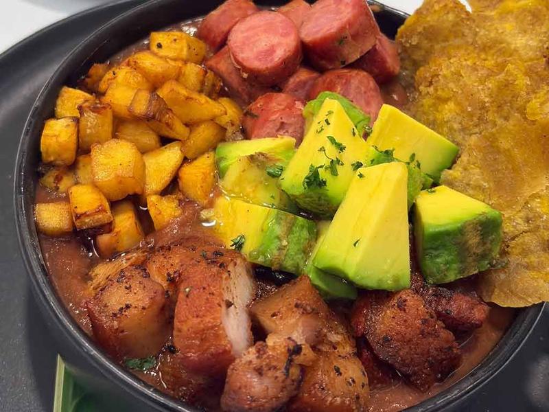 Cazuela de Frijoles